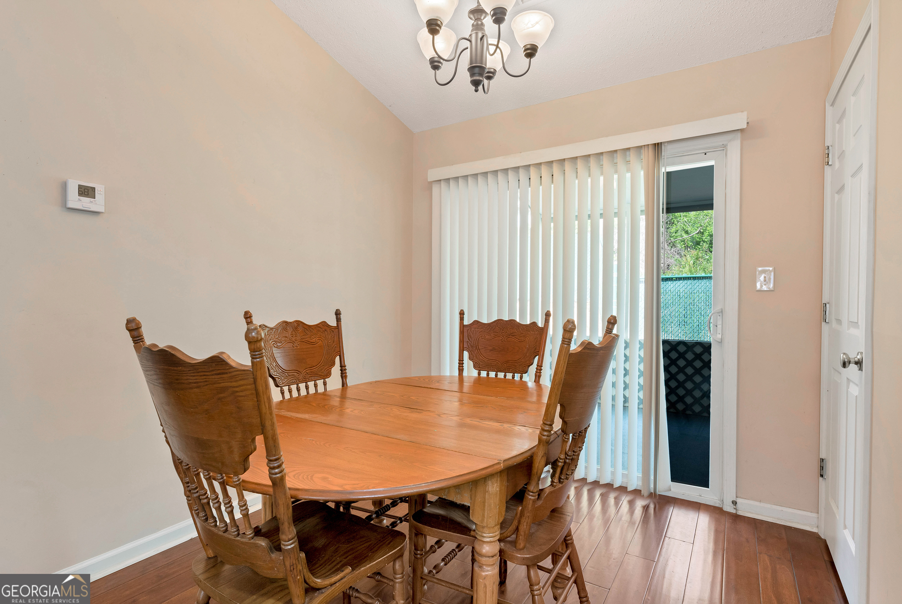 2987 Bentley Park Circle Property Photo 8