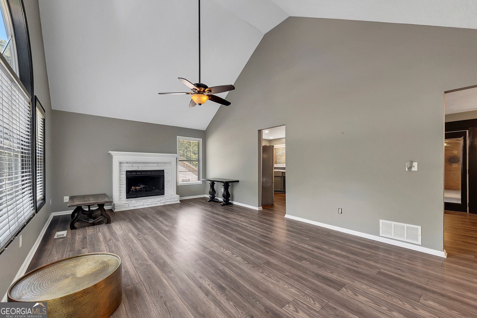 6484 Victory Drive Property Photo 6