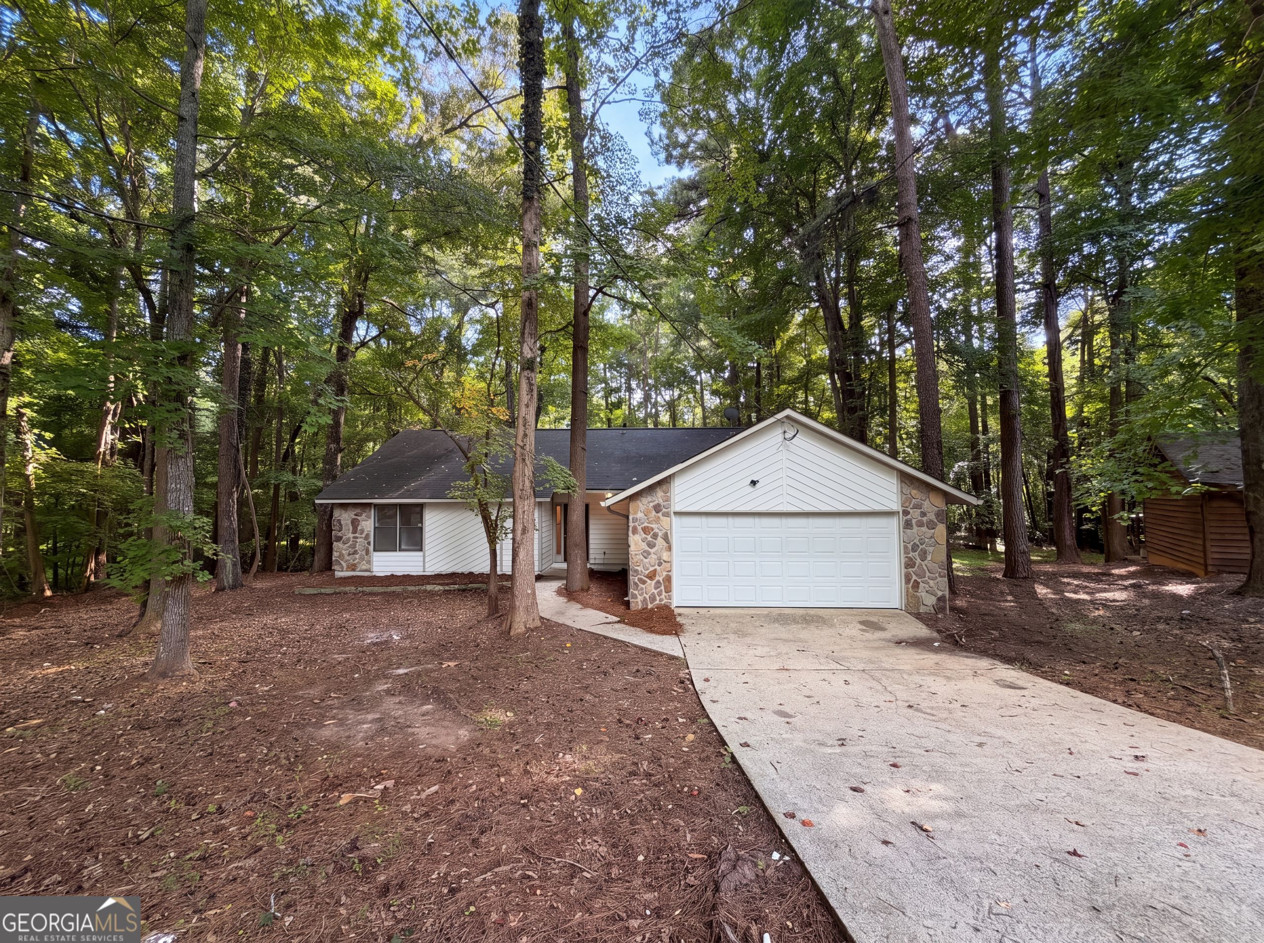 670 Marsh Court Property Photo 1