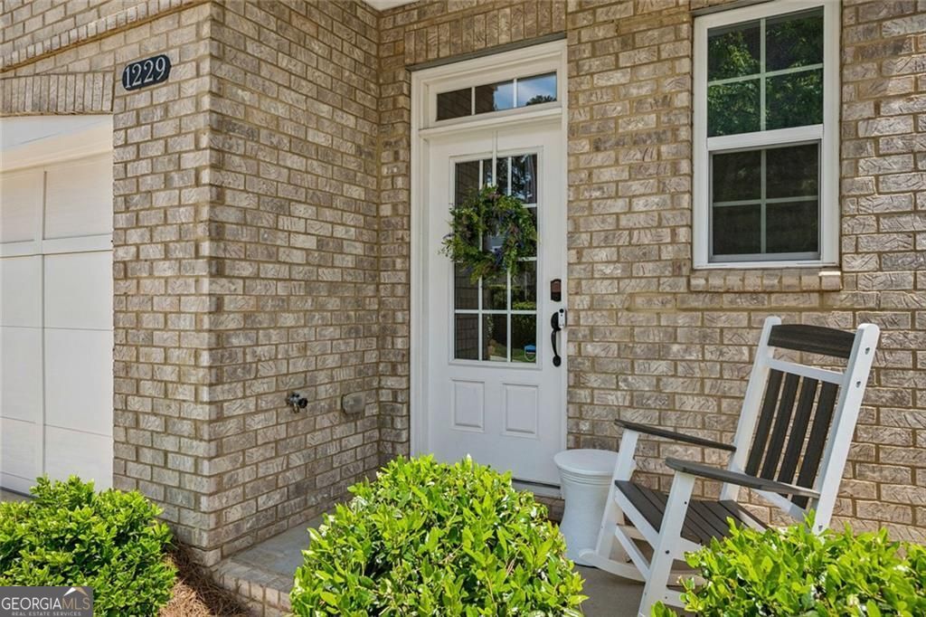 1229 Hampton Park Road Property Photo 3