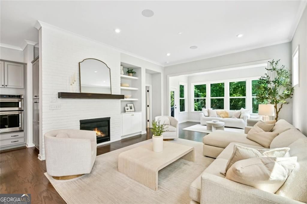1229 Hampton Park Road Property Photo 6