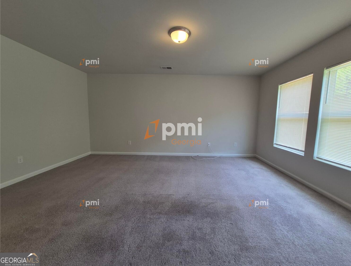 160 Kinsale Drive Property Photo 4