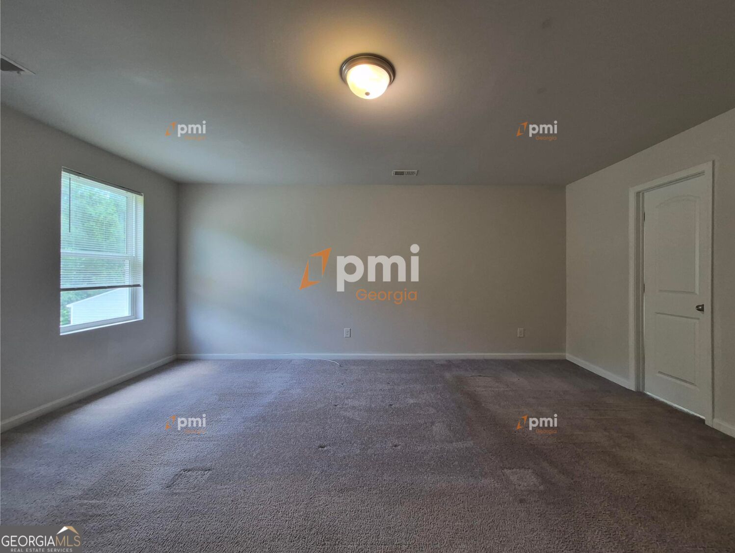 160 Kinsale Drive Property Photo 7