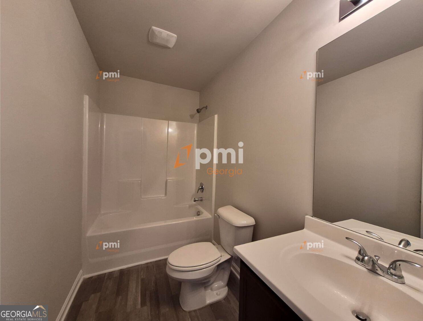 160 Kinsale Drive Property Photo 18