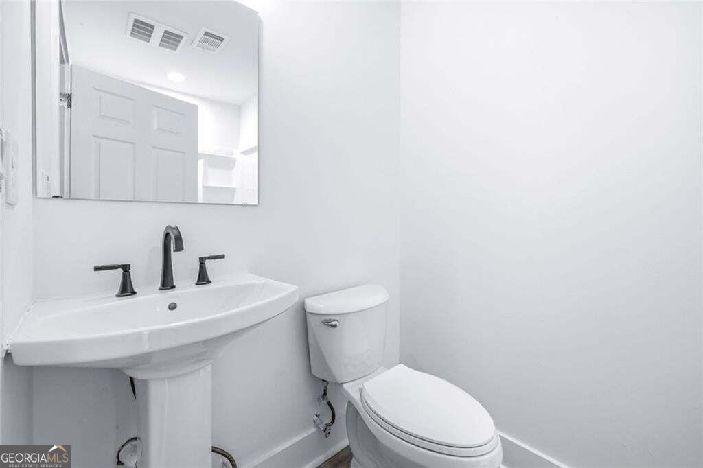 5875 Maple Creek Drive Property Photo 27