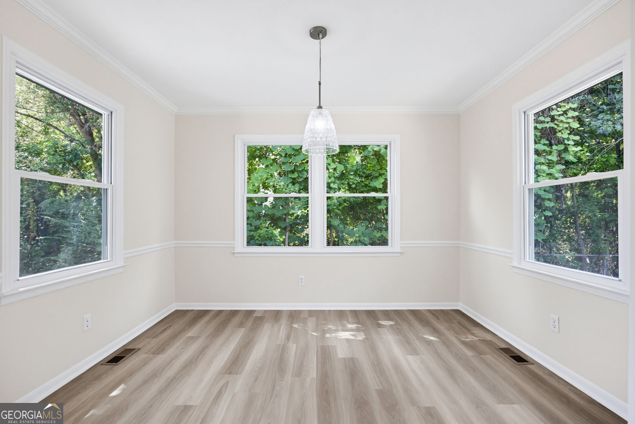 102 Tibbitts Drive Property Photo 17