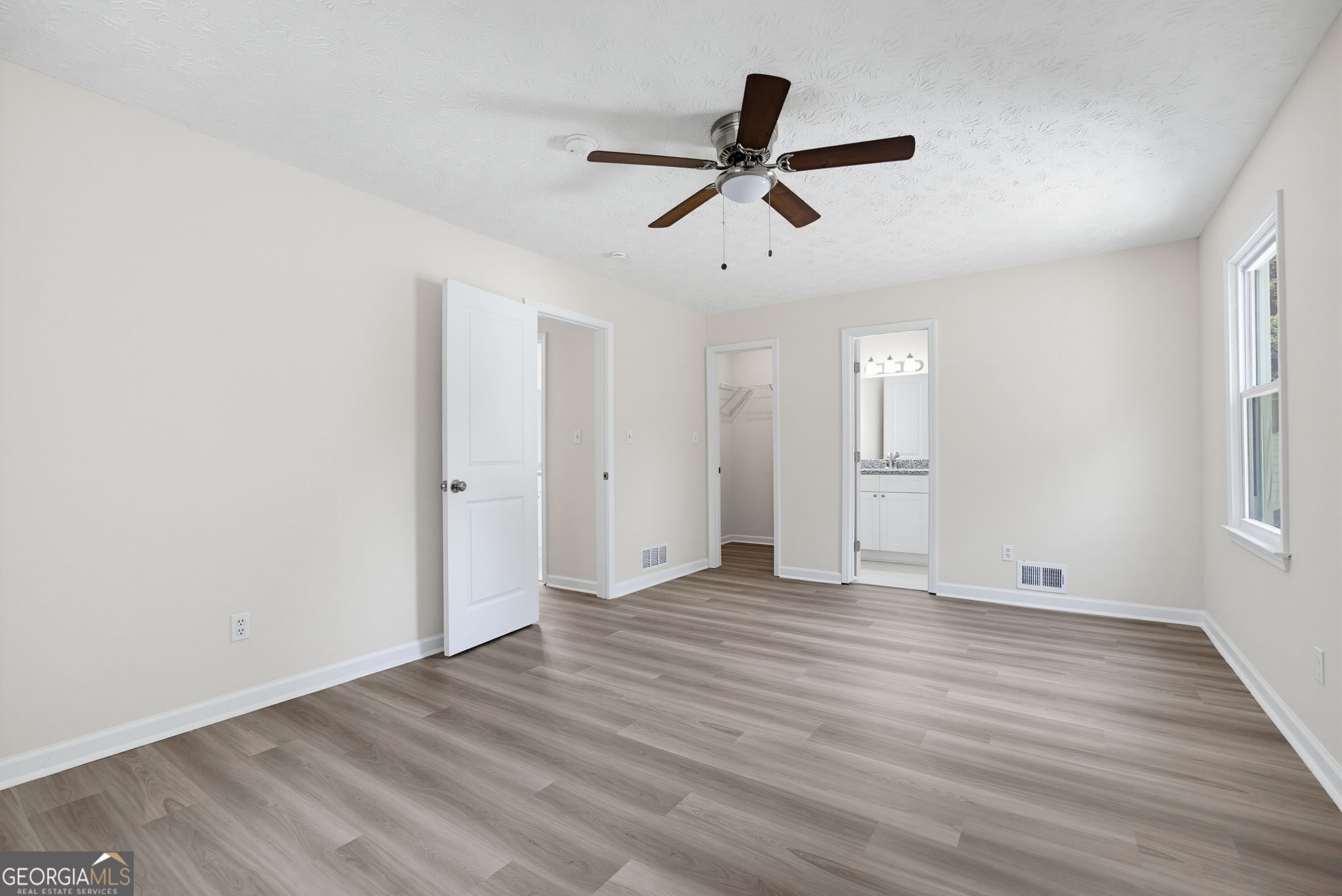 102 Tibbitts Drive Property Photo 23