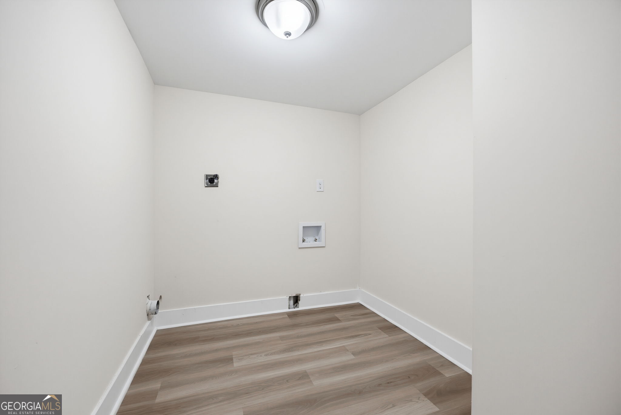 102 Tibbitts Drive Property Photo 32
