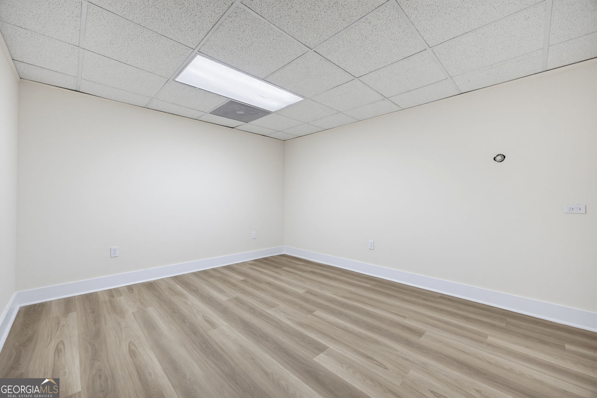 102 Tibbitts Drive Property Photo 34