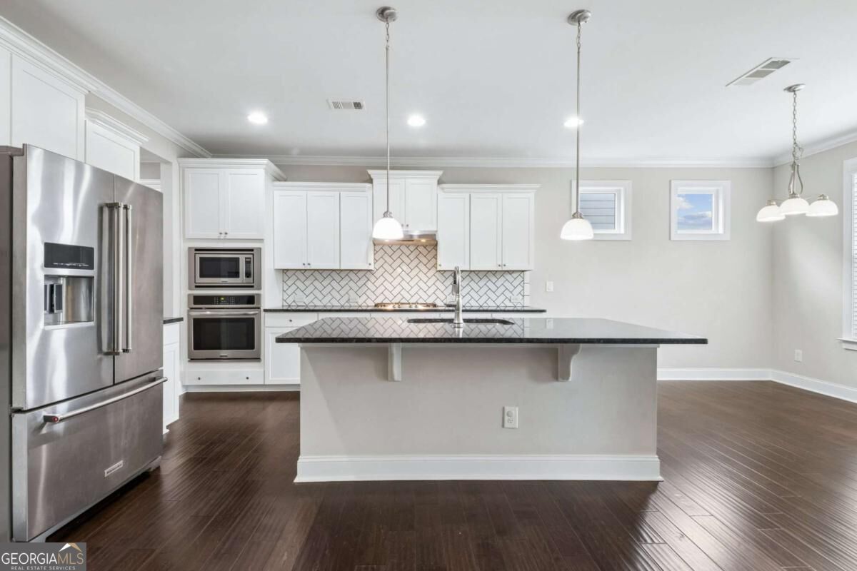 7110 Sailaway Drive Property Photo 17