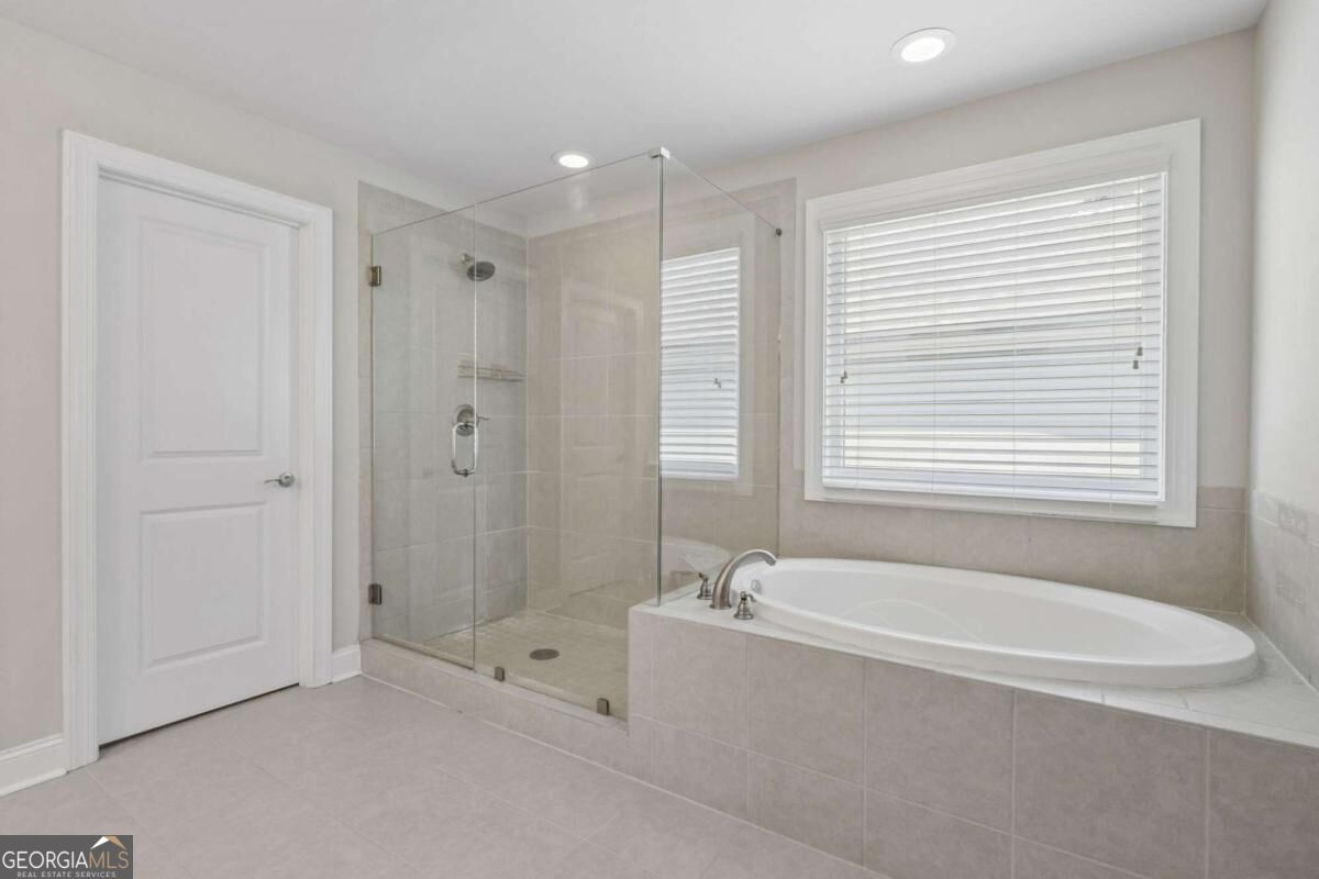 7110 Sailaway Drive Property Photo 23