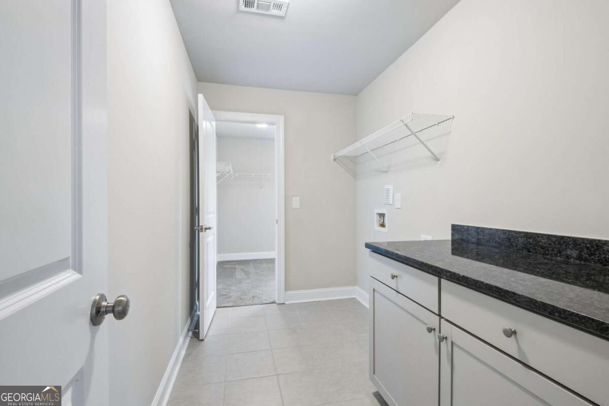 7110 Sailaway Drive Property Photo 27