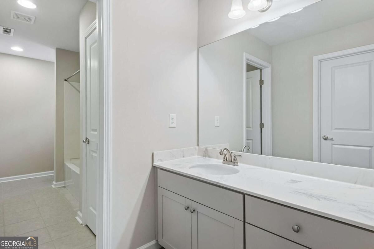 7110 Sailaway Drive Property Photo 30