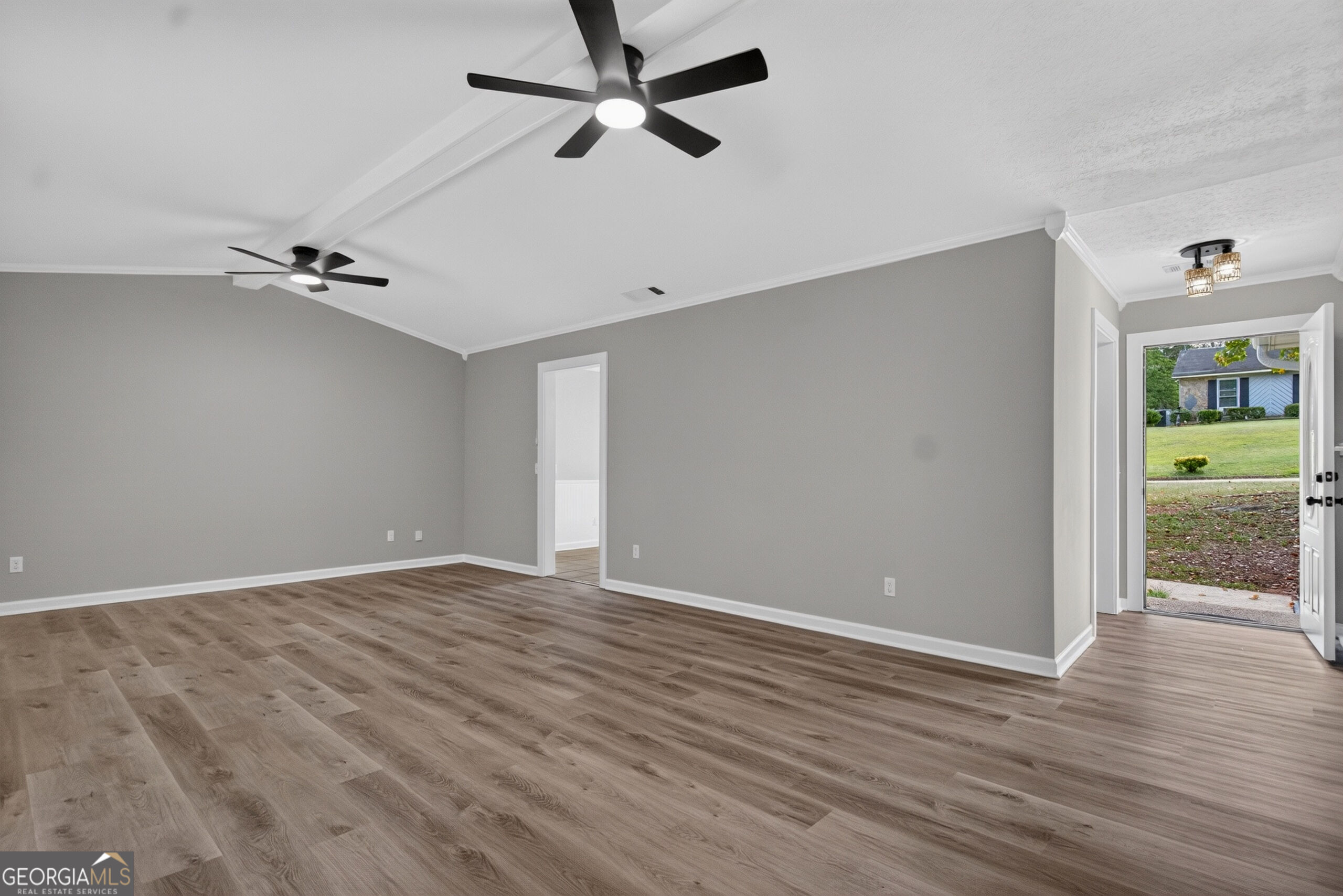 400 Woodland Drive Property Photo 6