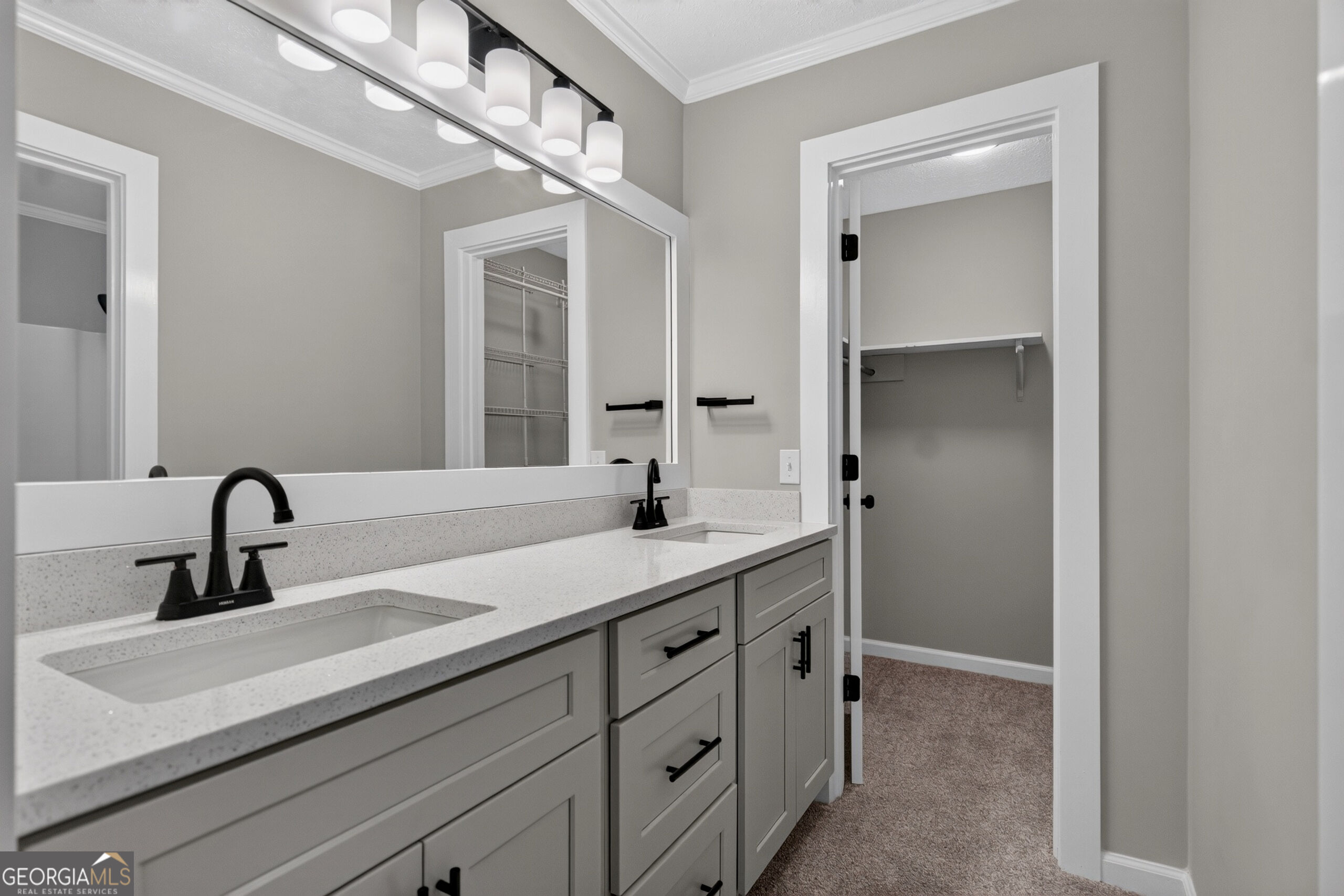 400 Woodland Drive Property Photo 19