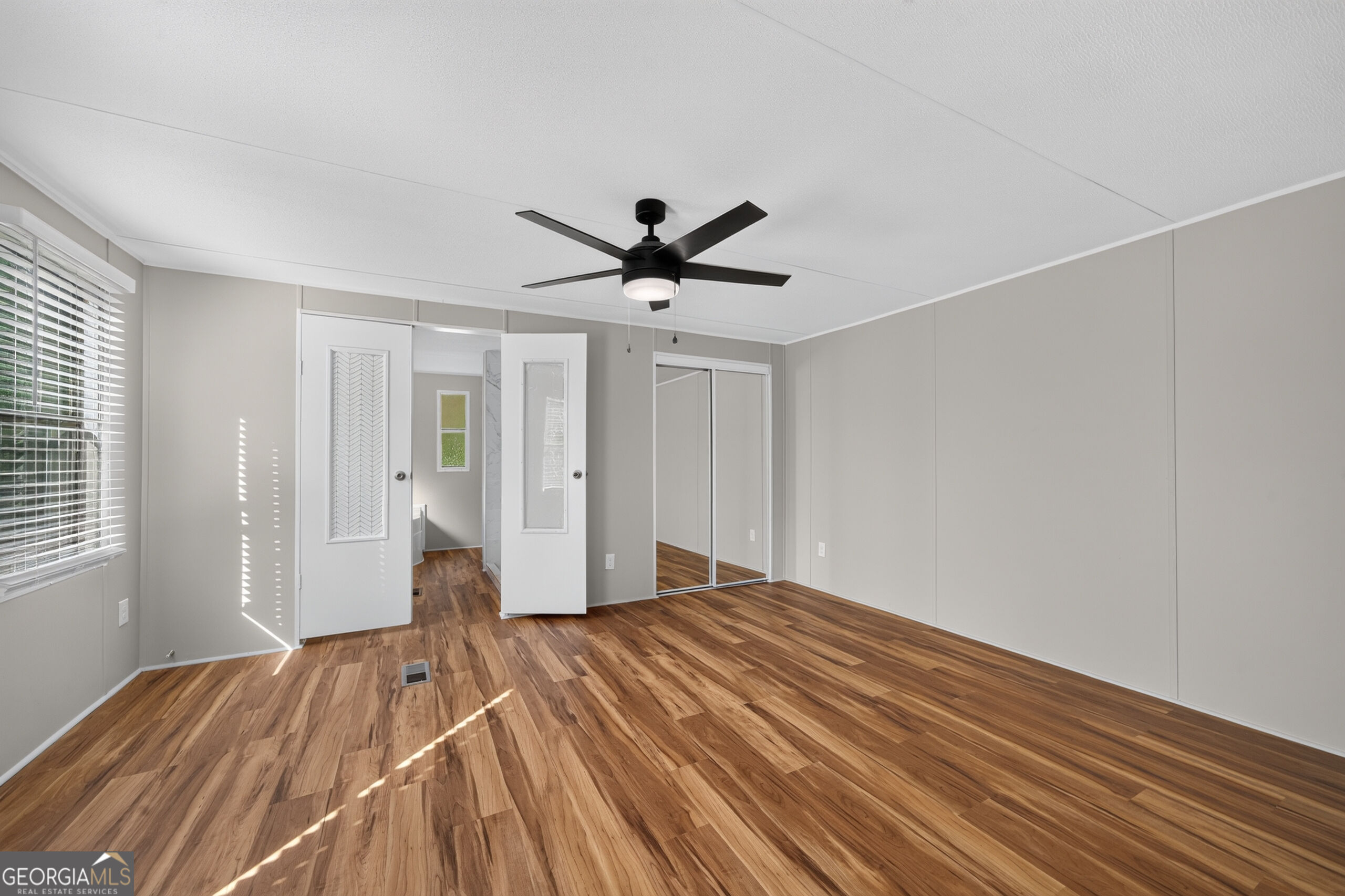 440 Smith Road Property Photo 12