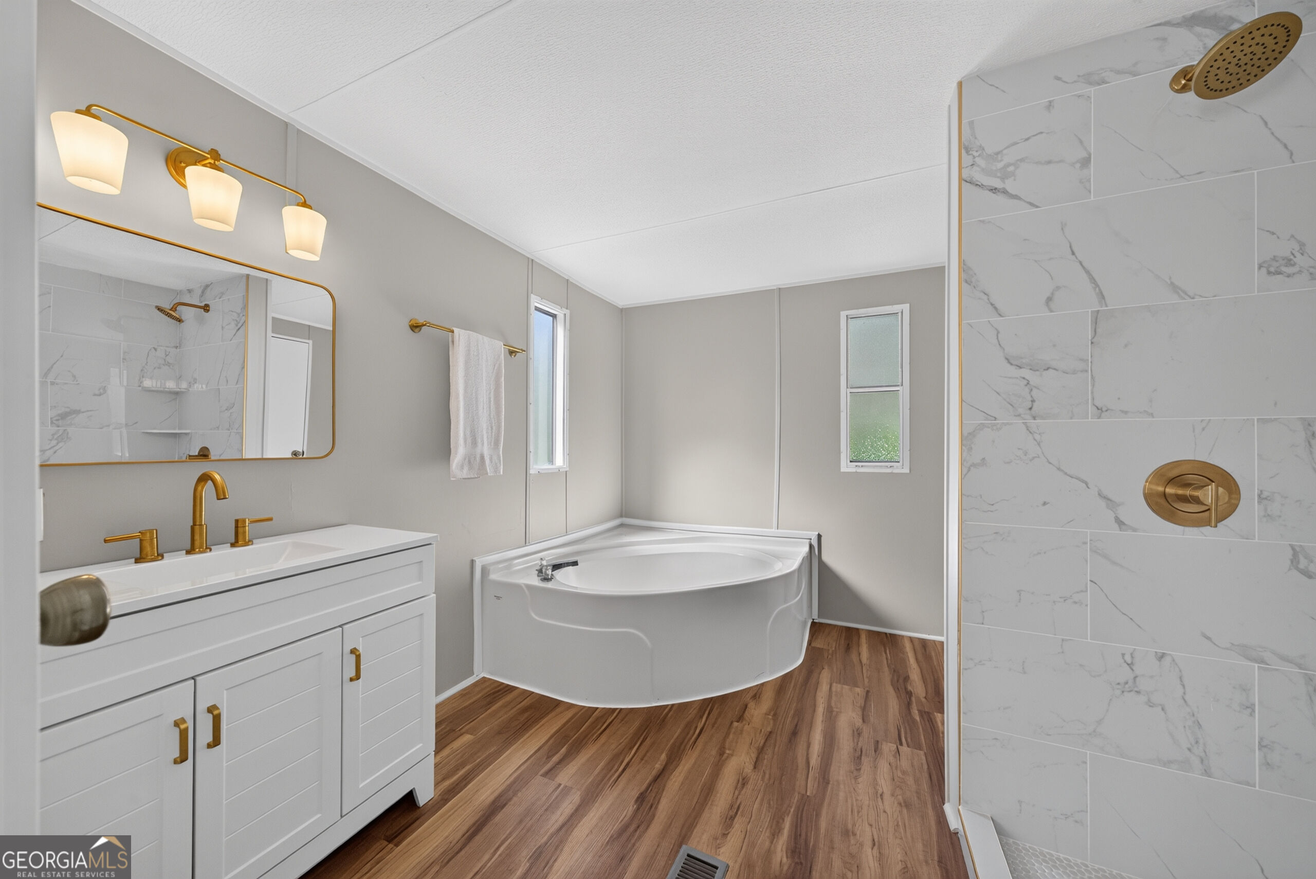 440 Smith Road Property Photo 13