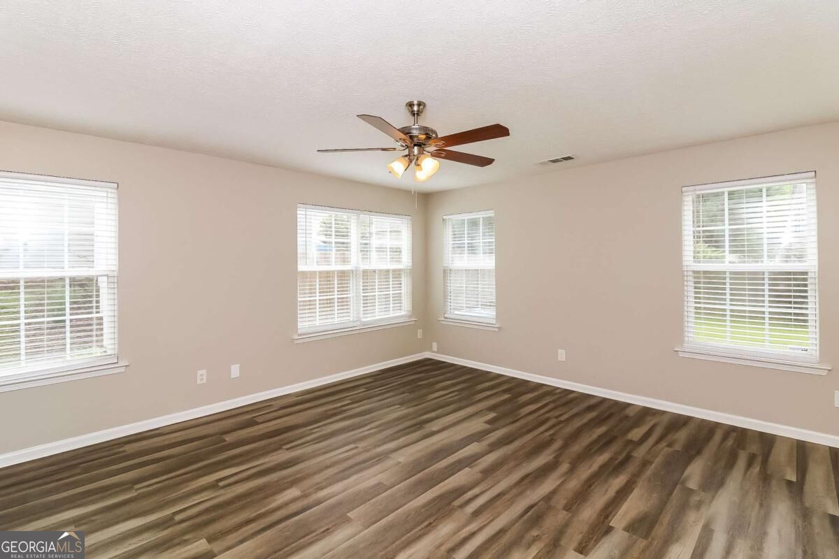 127 Silver Fox Trail Property Photo 8