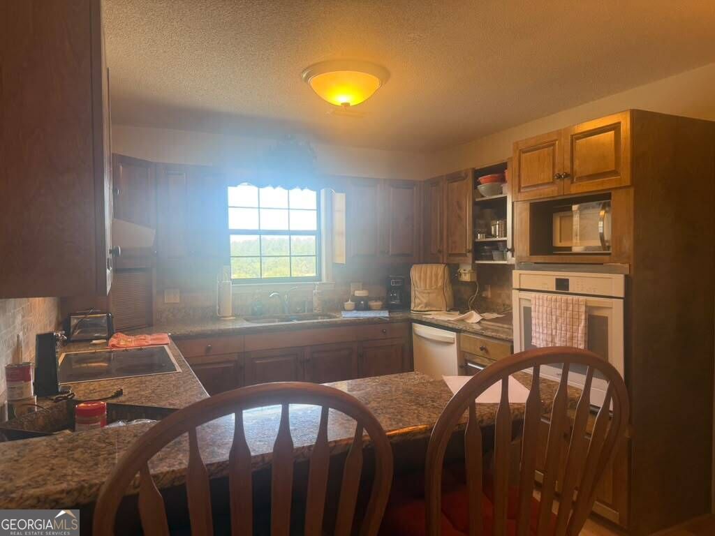 263 Cove Drive Property Photo 5