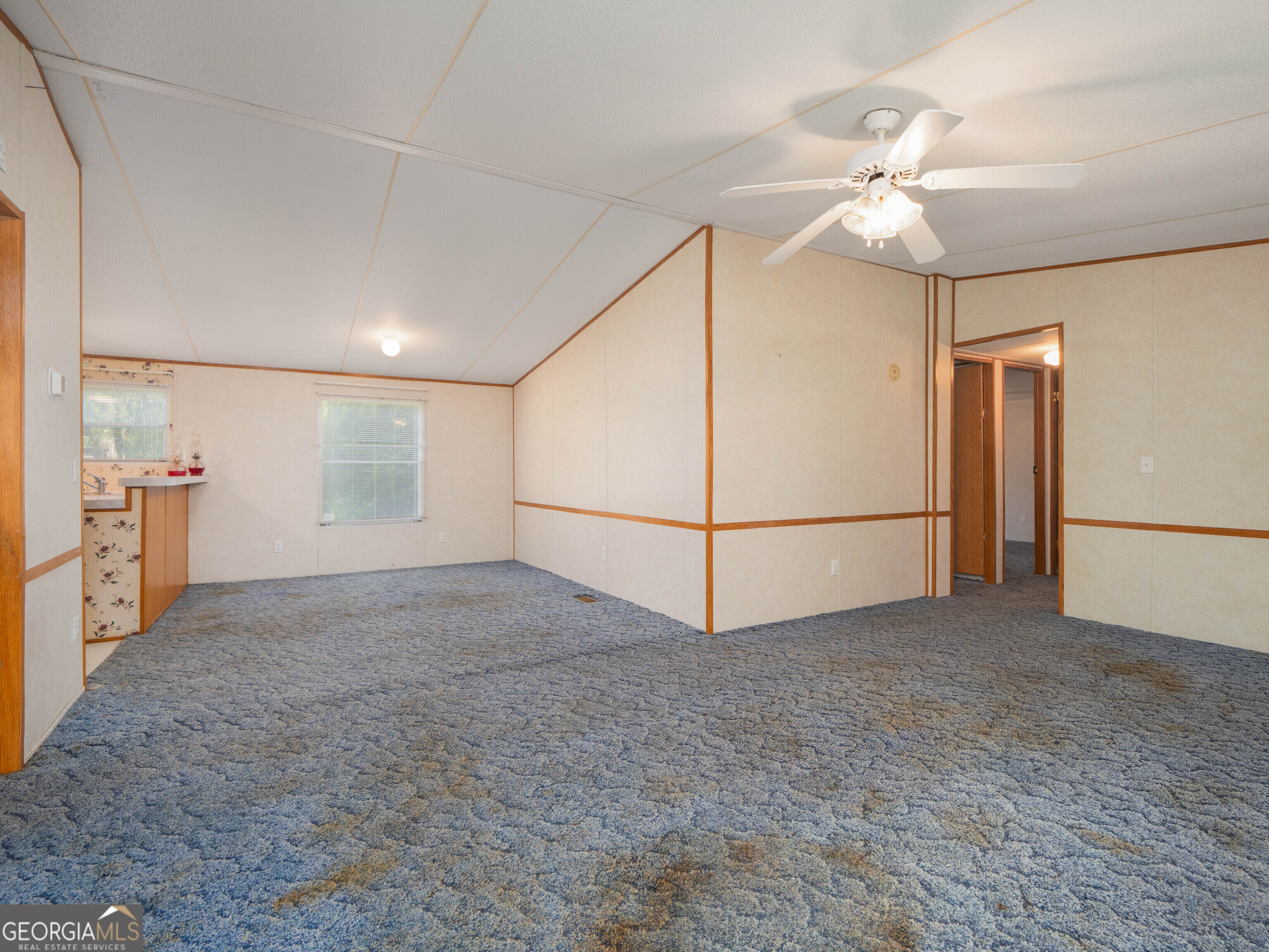 1042 Live Oak Lane Ne Property Photo 14