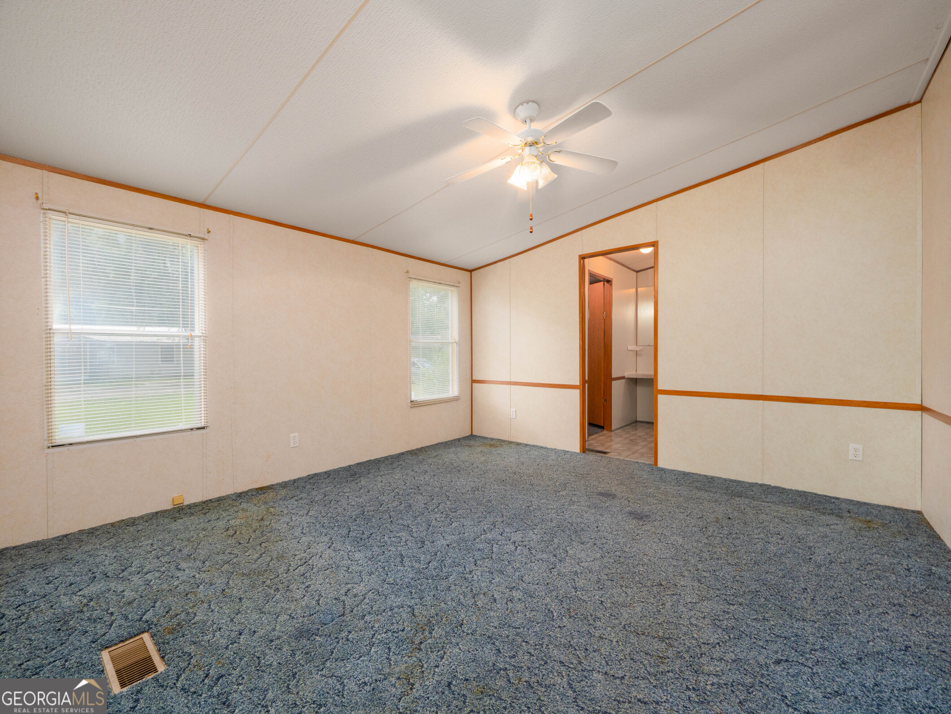 1042 Live Oak Lane Ne Property Photo 27