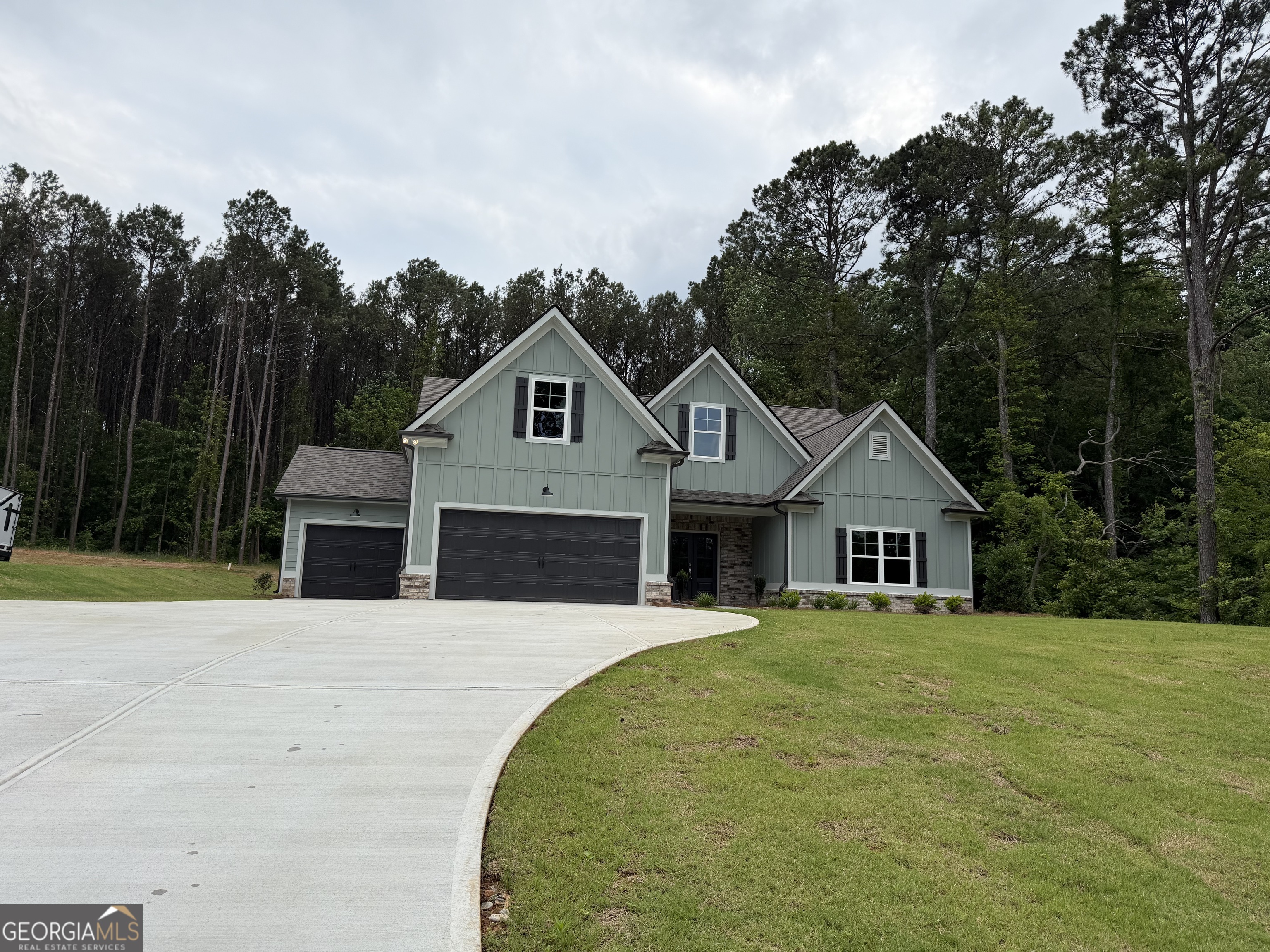 404 Tanners Bridge Road Property Photo 2