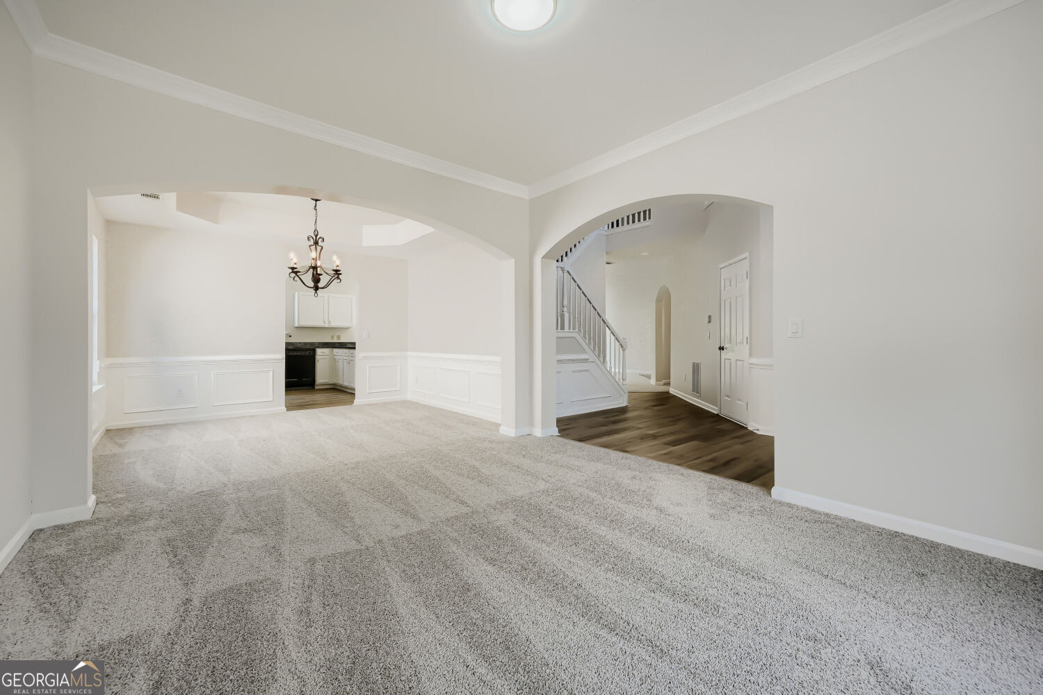 1533 Fenmore Street Property Photo 6