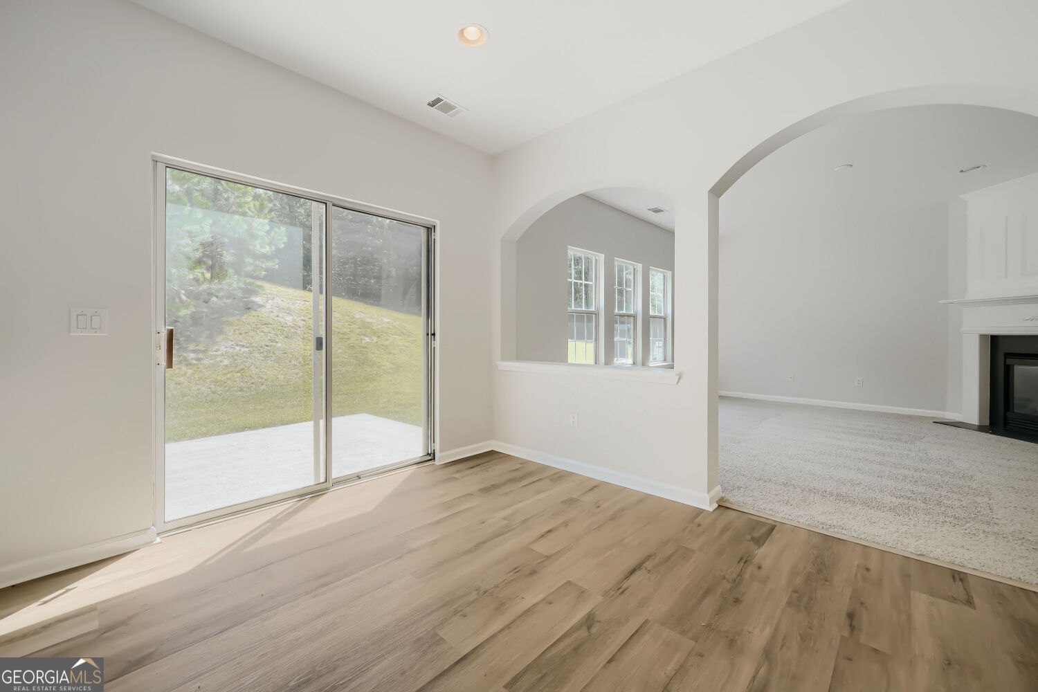 1533 Fenmore Street Property Photo 11