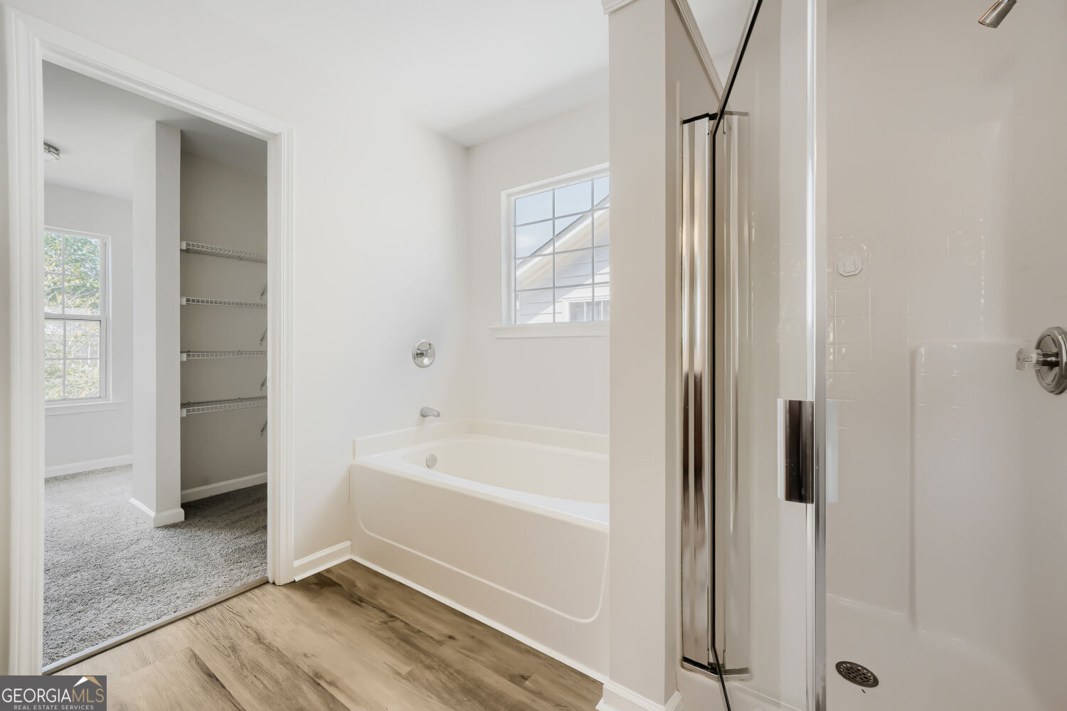 1533 Fenmore Street Property Photo 18