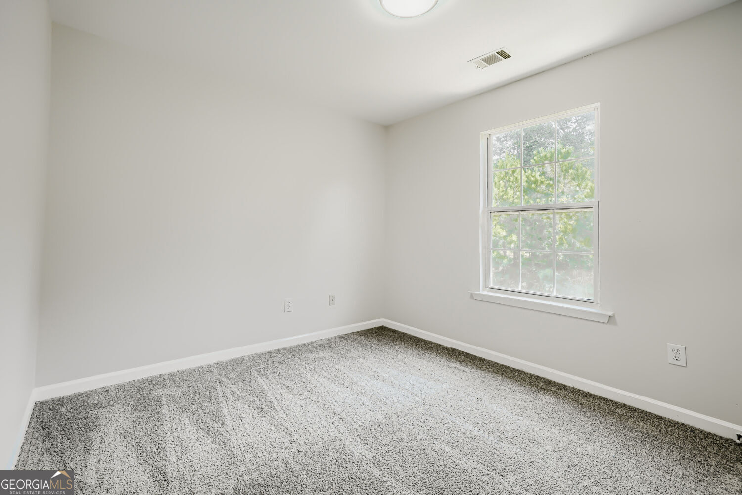 1533 Fenmore Street Property Photo 22