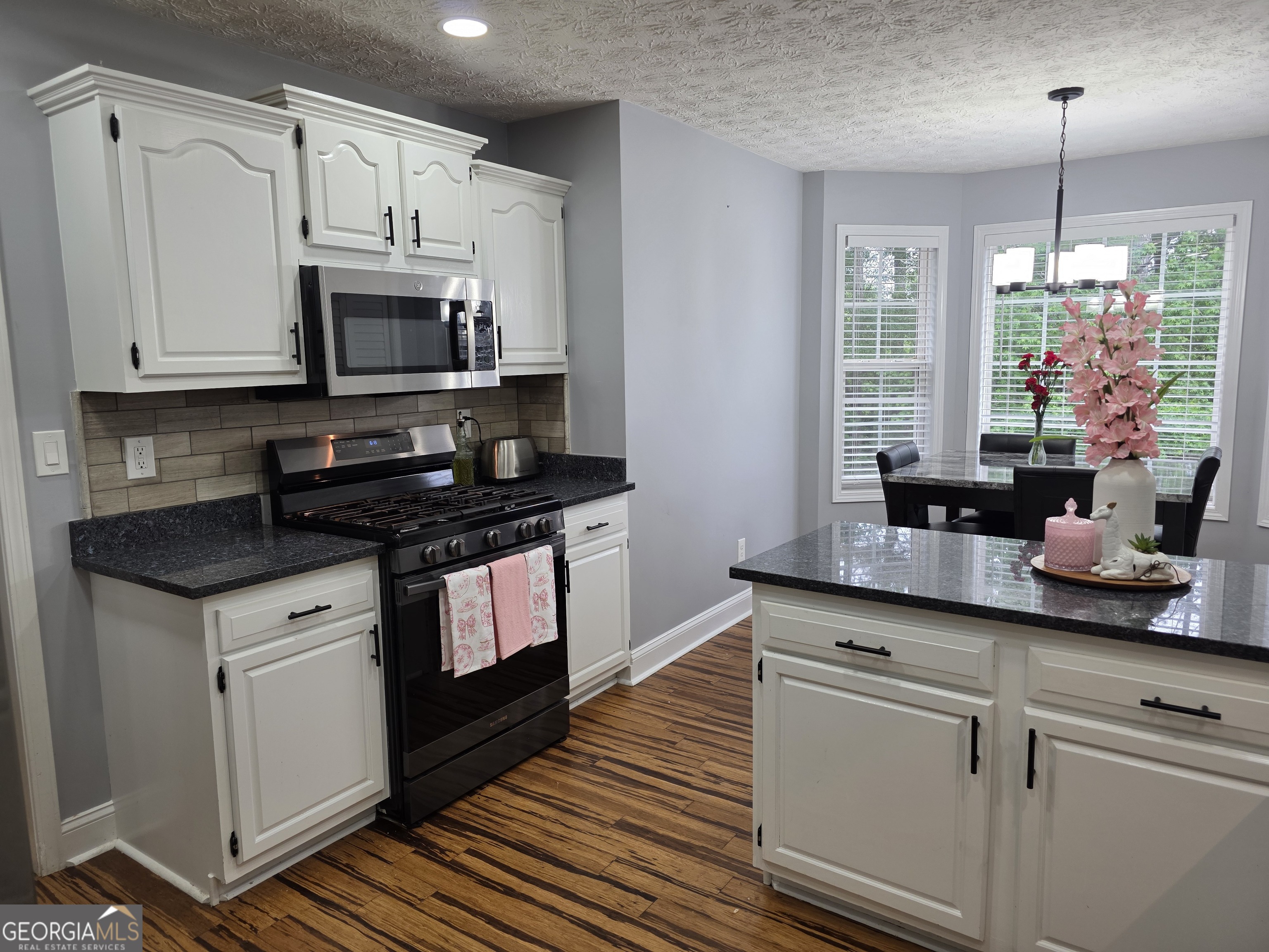 1005 Creek Run Place Property Photo 11