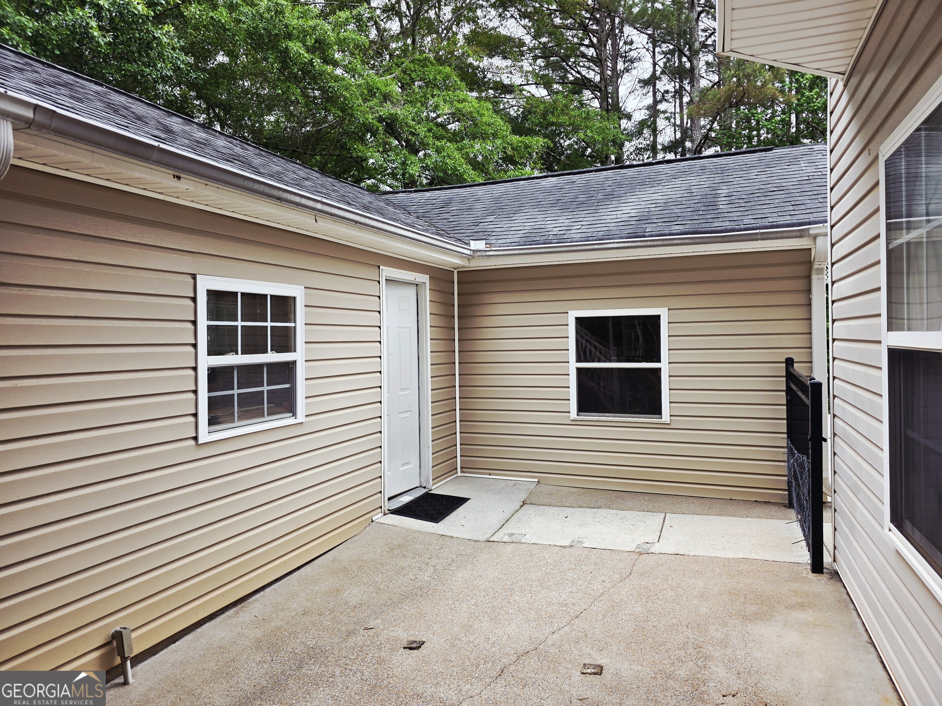 1005 Creek Run Place Property Photo 46