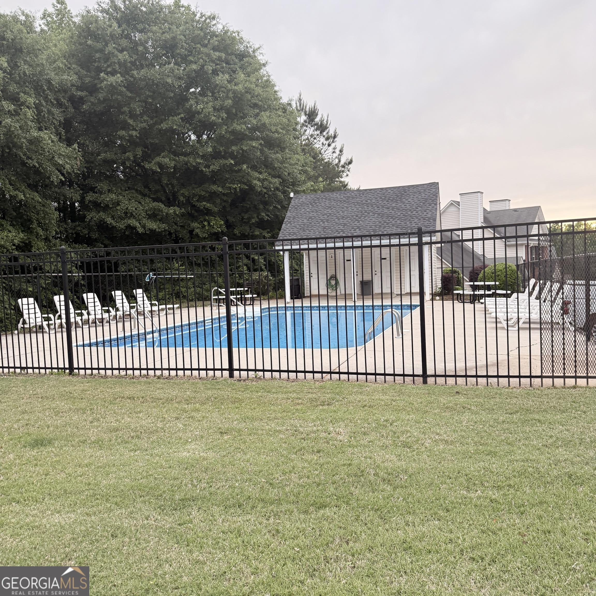 1005 Creek Run Place Property Photo 55