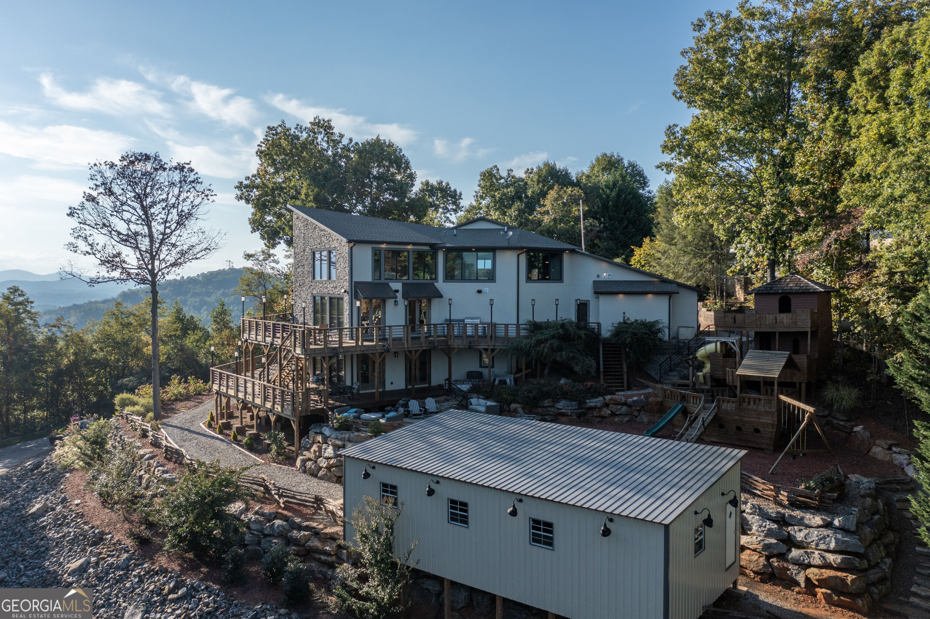 540 Mtn Top Road Property Photo 9