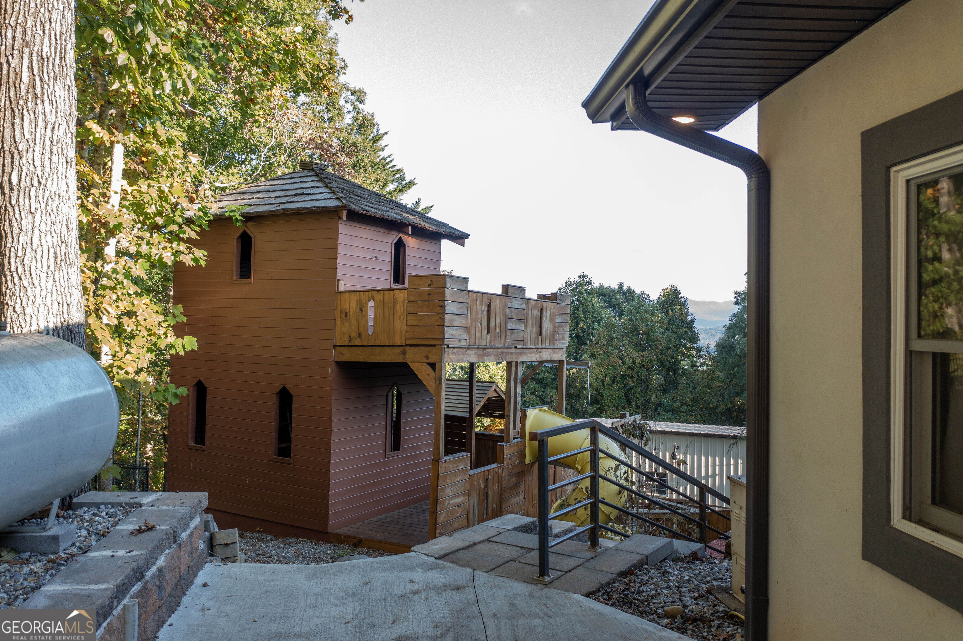 540 Mtn Top Road Property Photo 15