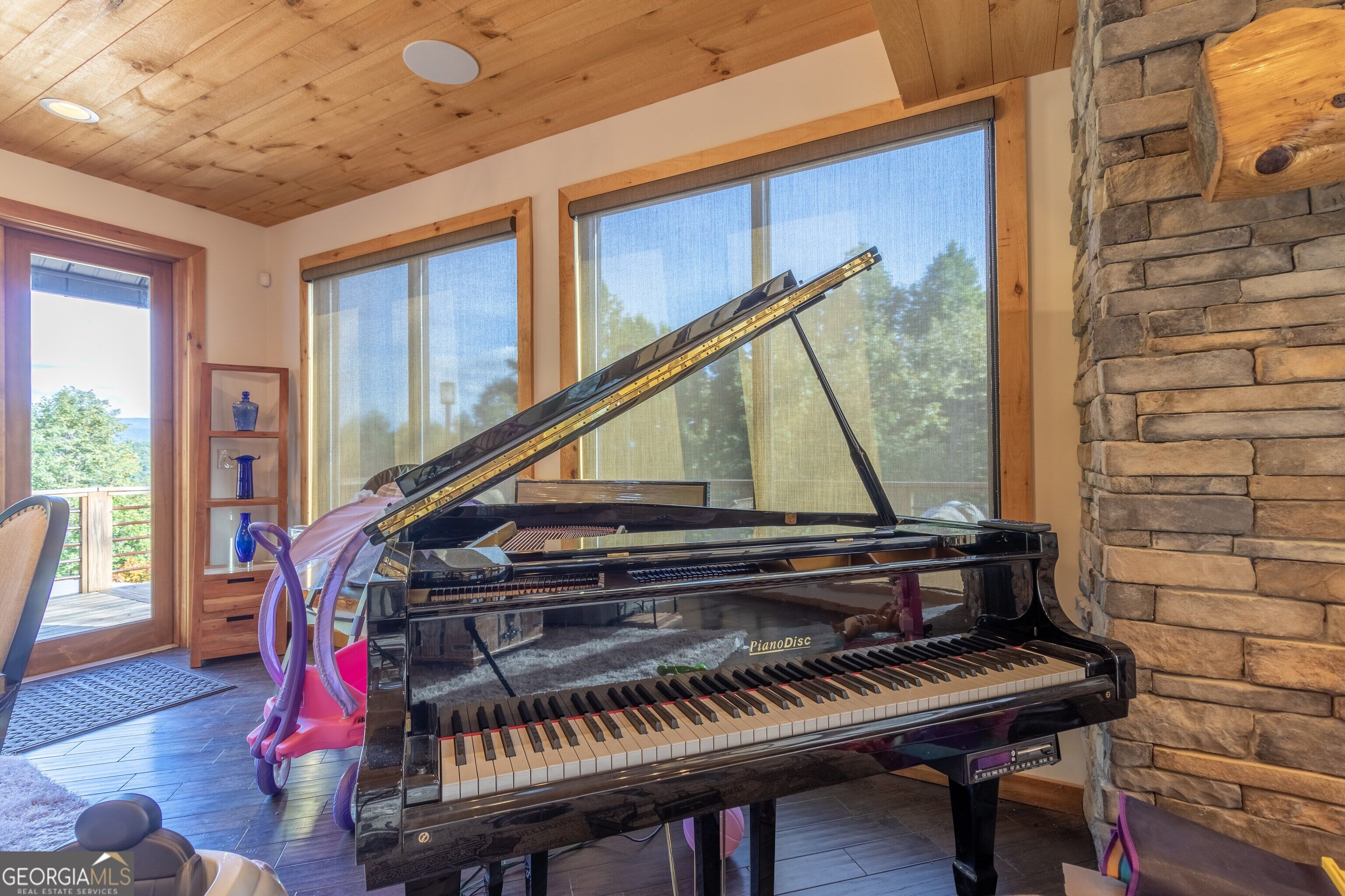 540 Mtn Top Road Property Photo 108