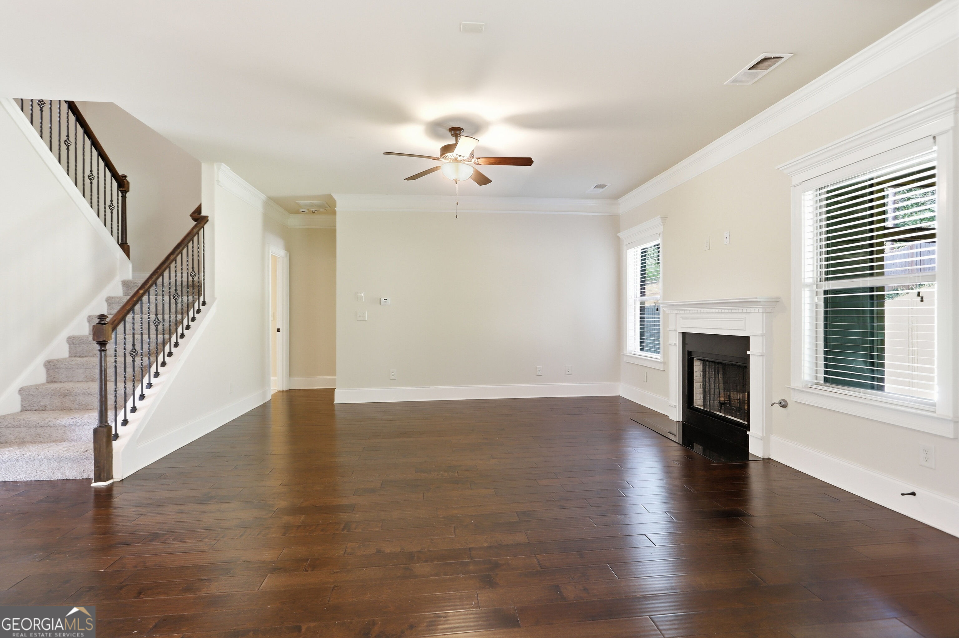157 Ashbury Circle Property Photo 3