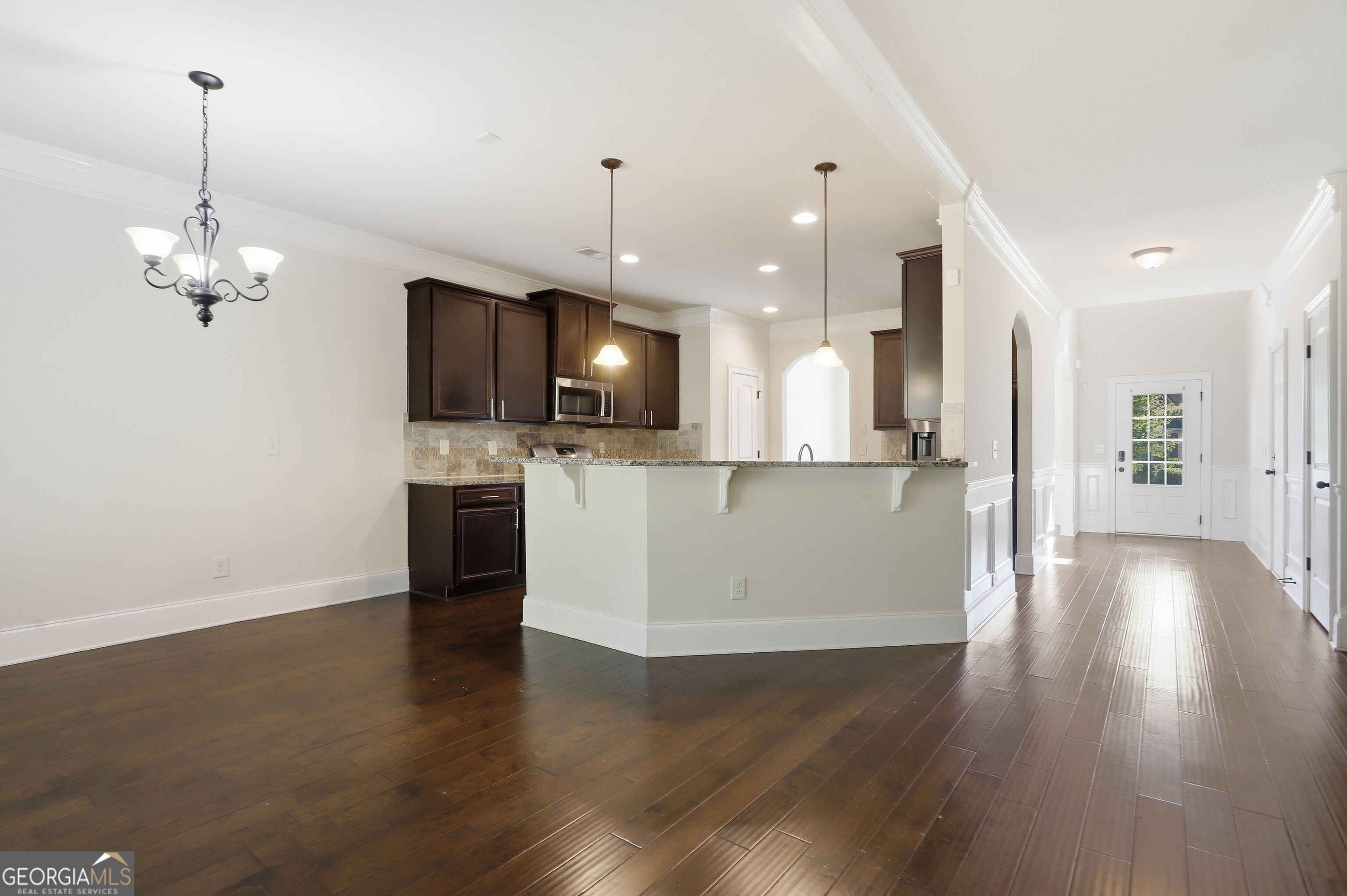157 Ashbury Circle Property Photo 7