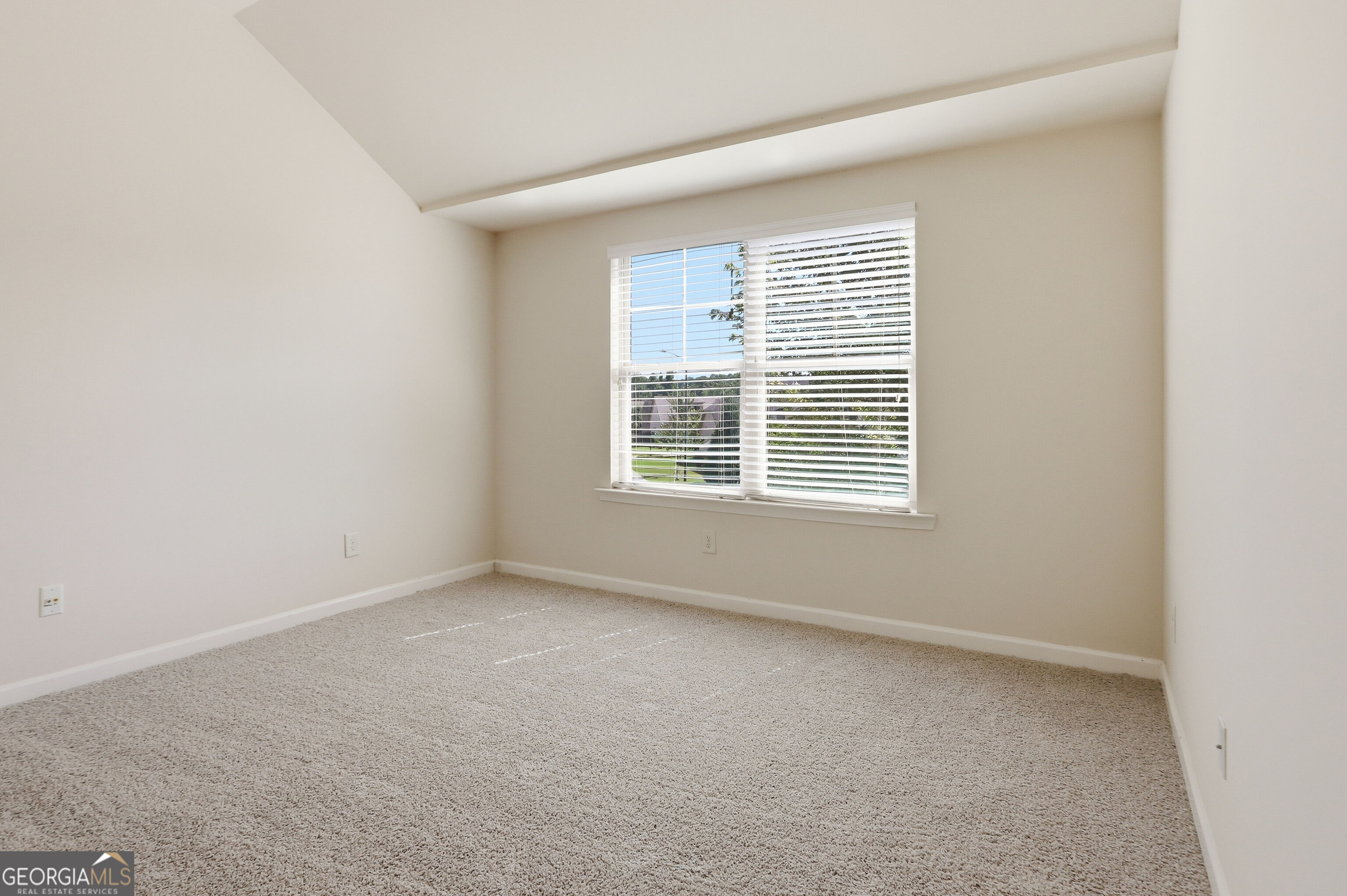157 Ashbury Circle Property Photo 16