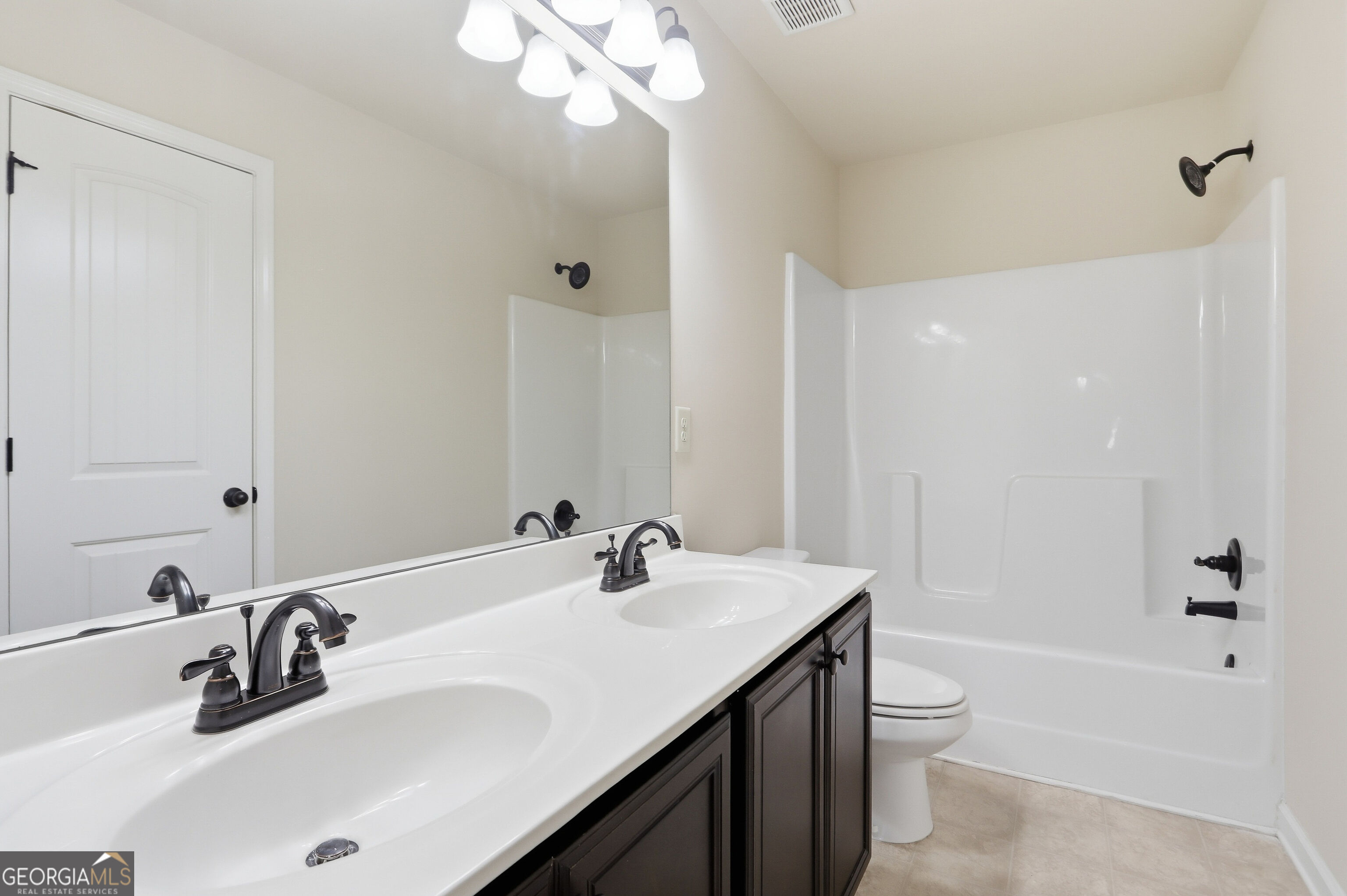 157 Ashbury Circle Property Photo 29