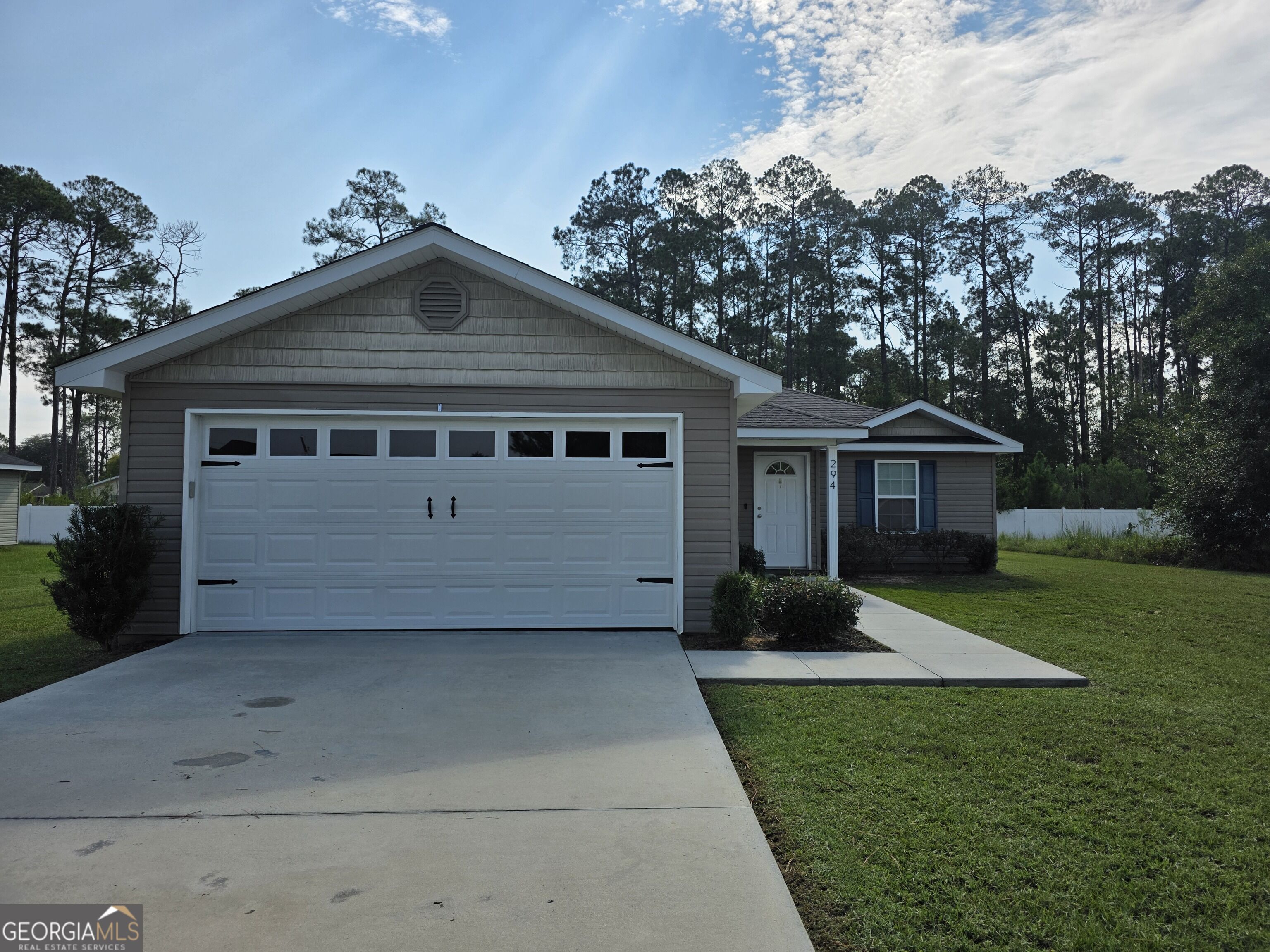 294 Lakeside Circle Property Photo 1