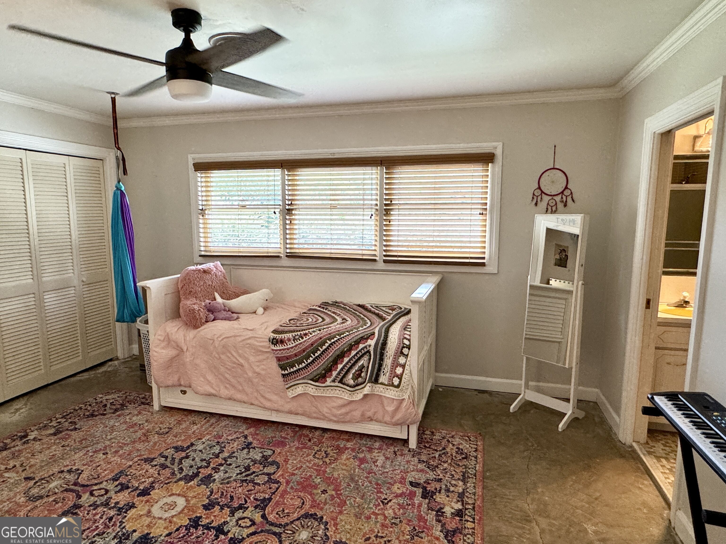 557 Walton Court Property Photo 20