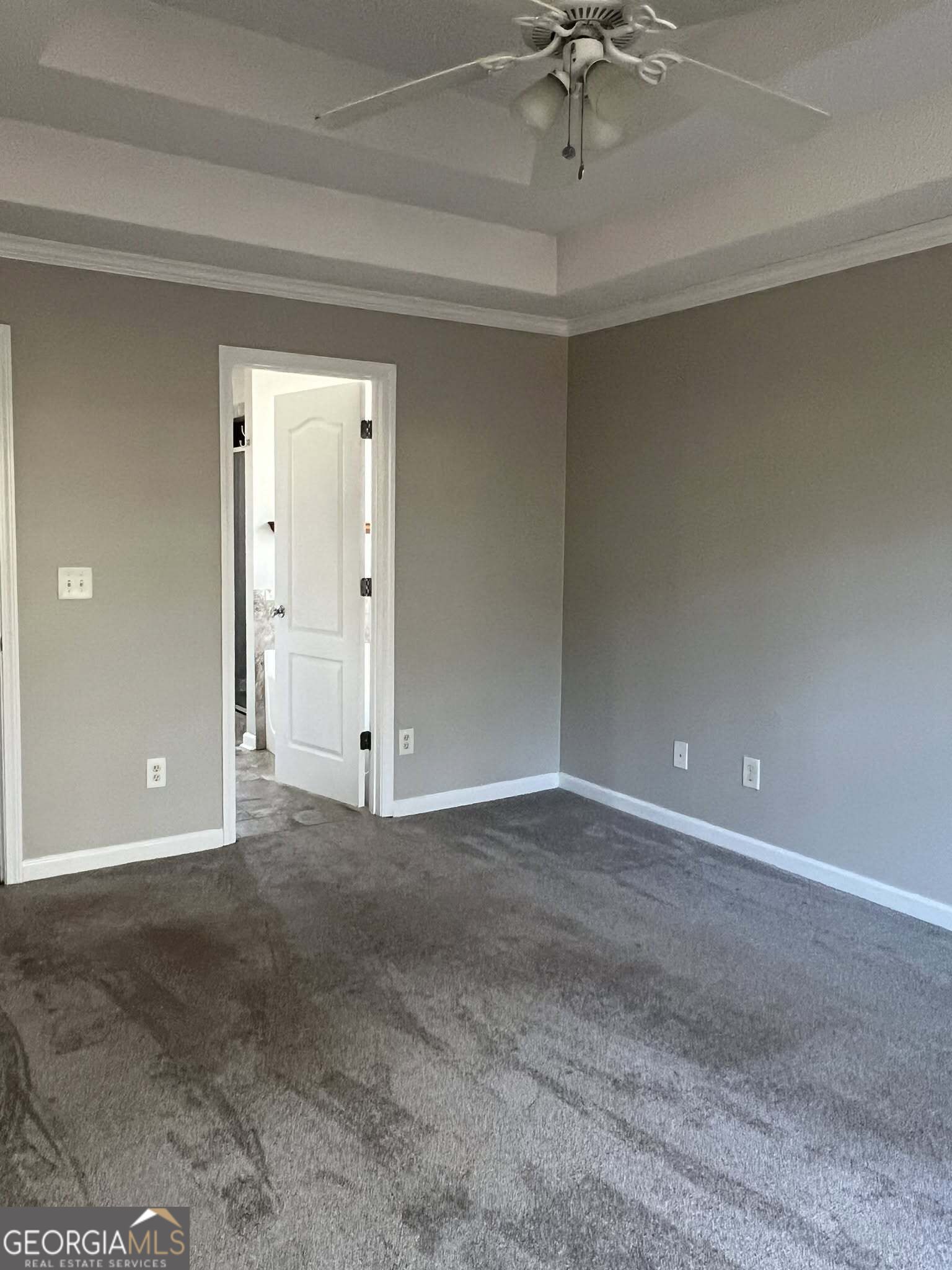 38 Grier Lane Property Photo 9
