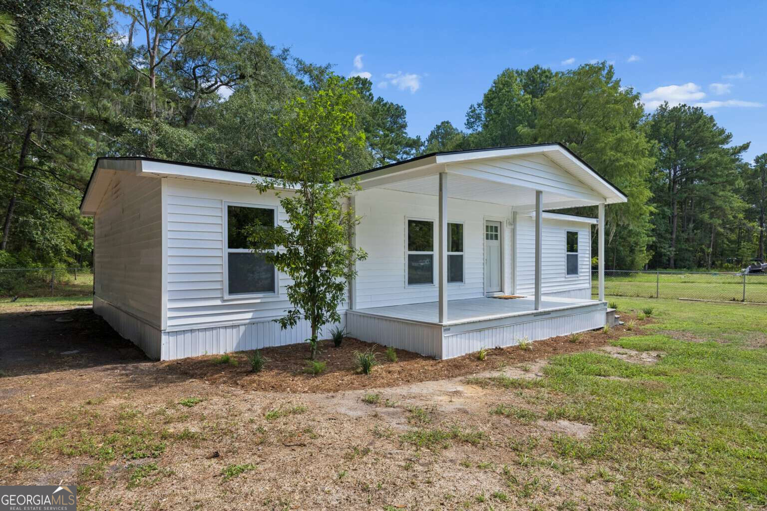 562 4th Extension Property Photo 21