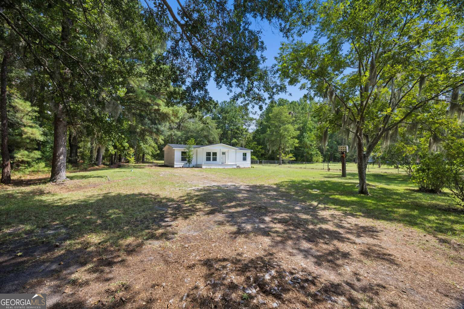 562 4th Extension Property Photo 22