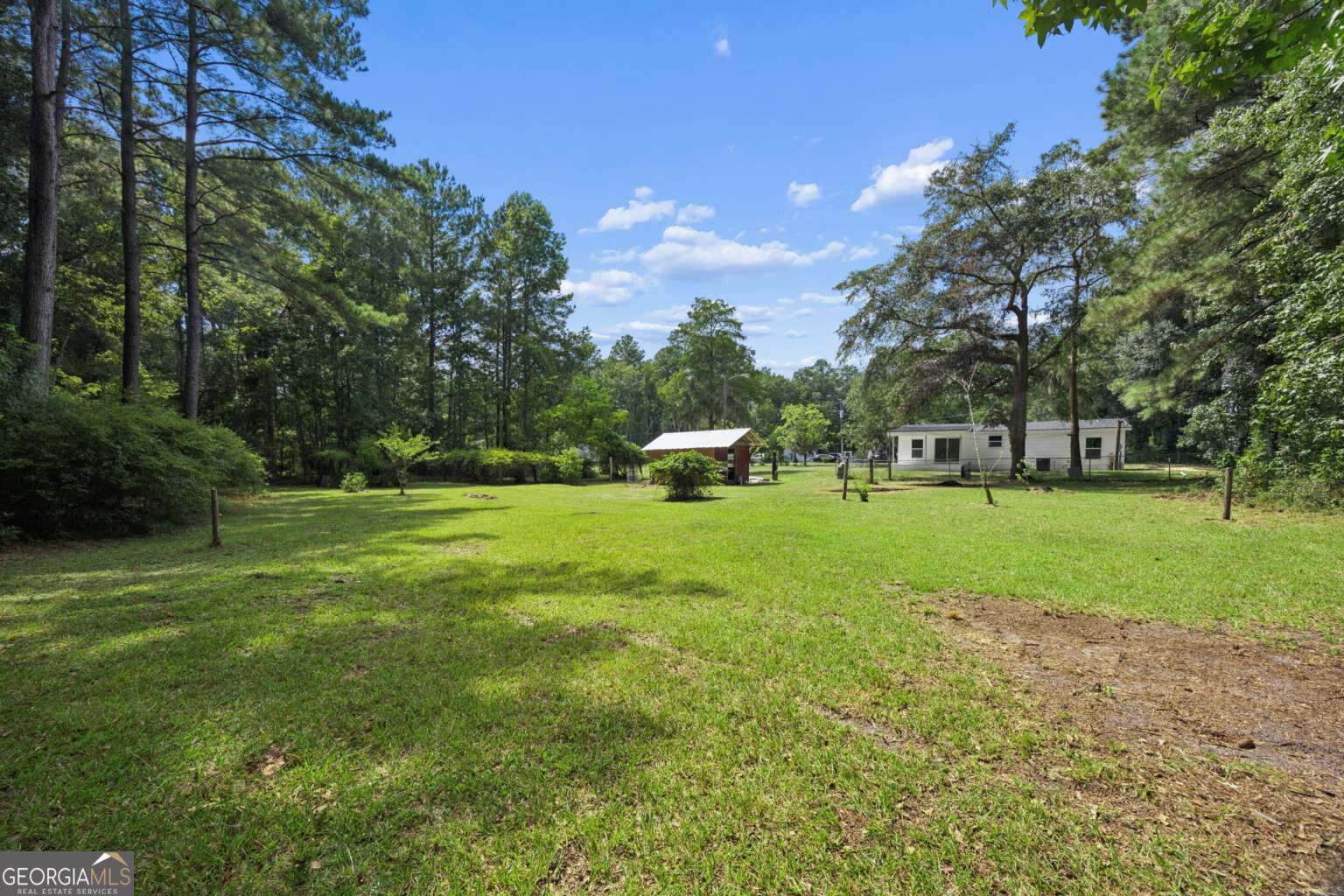 562 4th Extension Property Photo 26