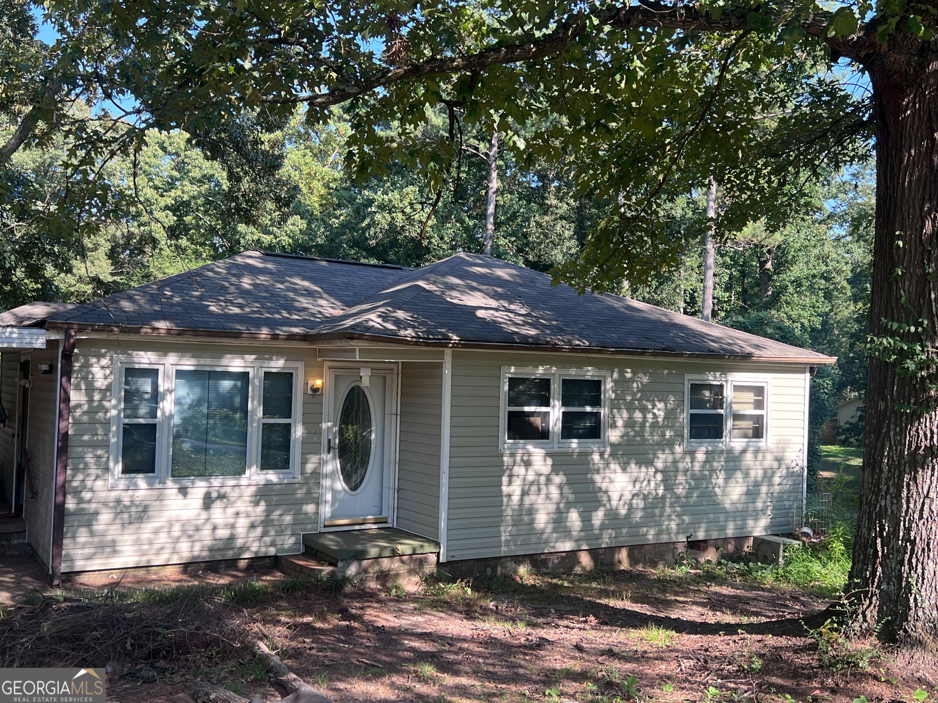6055 Blackhawk Trail SE Property Photo 1