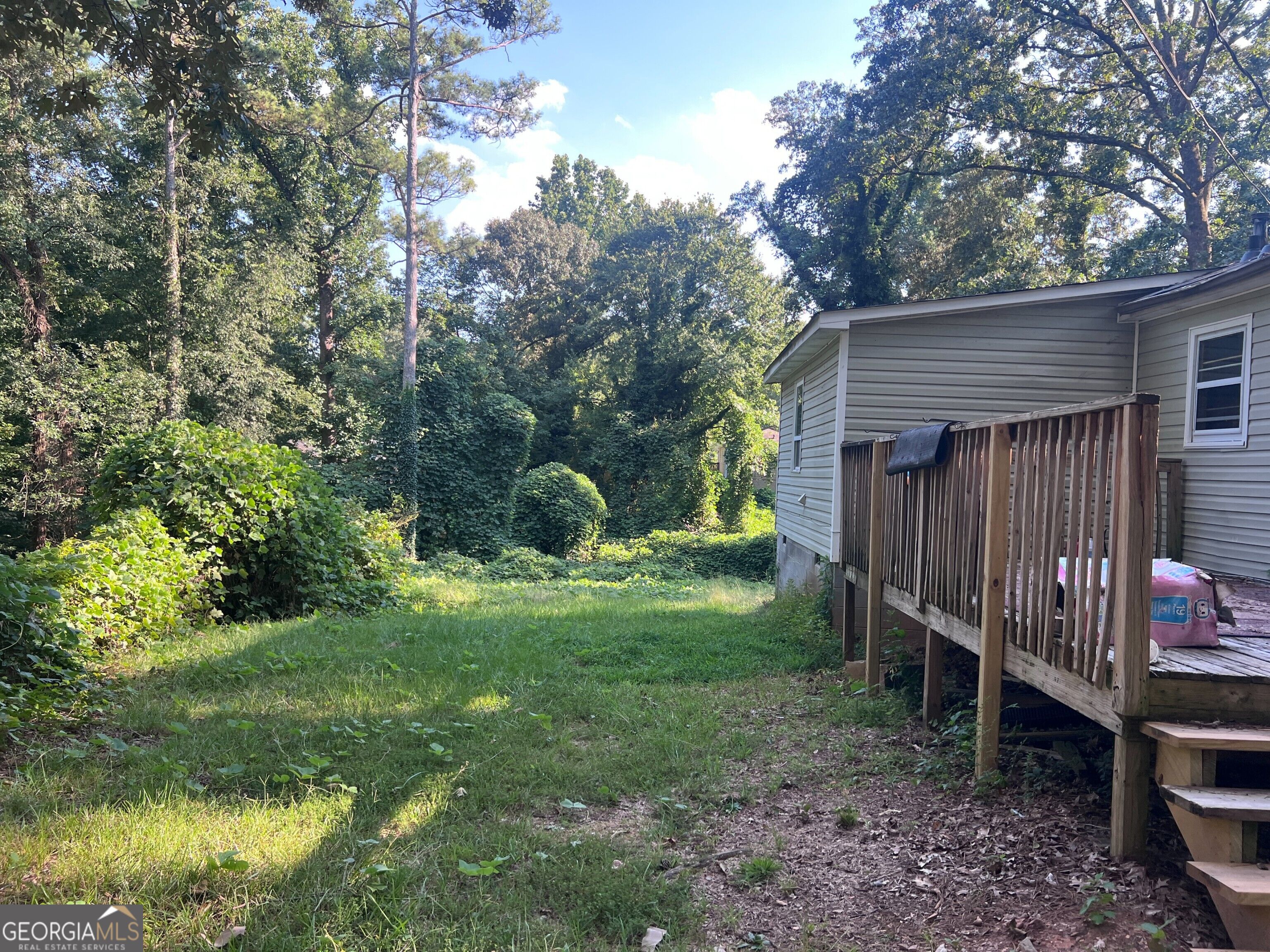 6055 Blackhawk Trail Se Property Photo 5