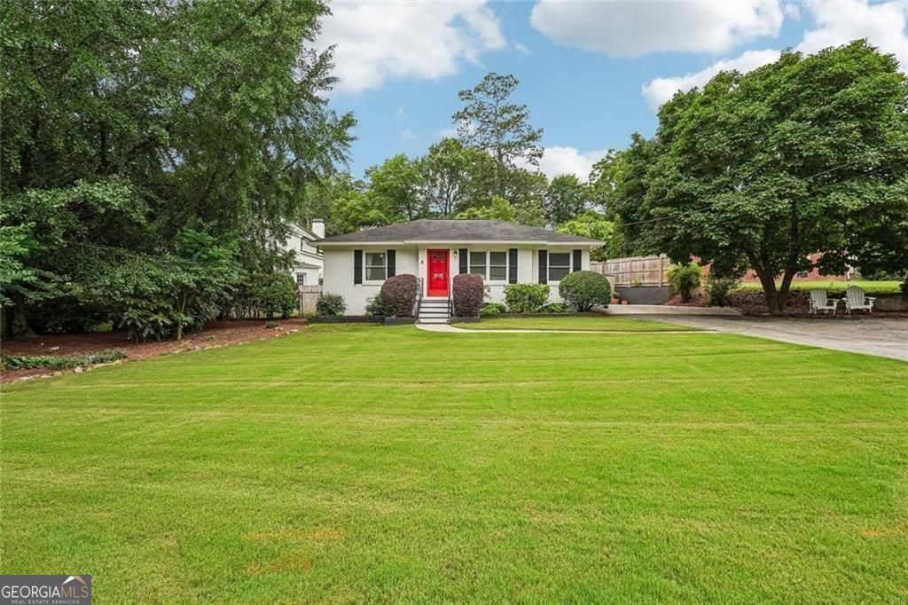 1631 Fearn Circle Ne Property Photo 2