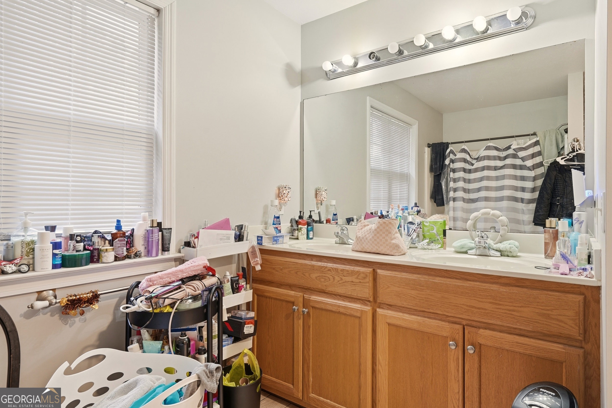 5421 School Street Property Photo 21